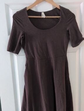 Pact Scoop-Neck Brown Midi Dress